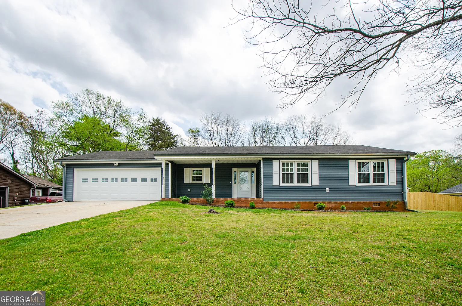 4368 Castle Gate Dr photo 1