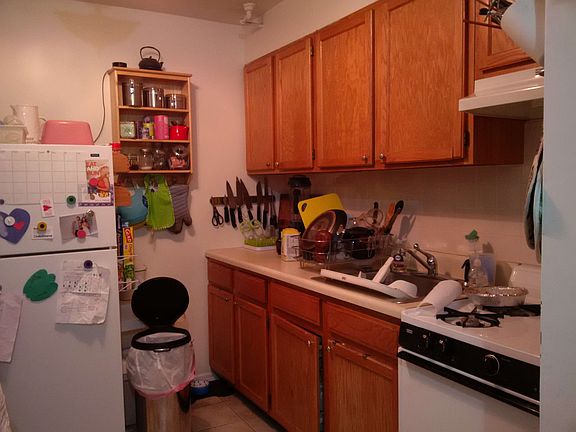 4th image of 2138 47th St #1