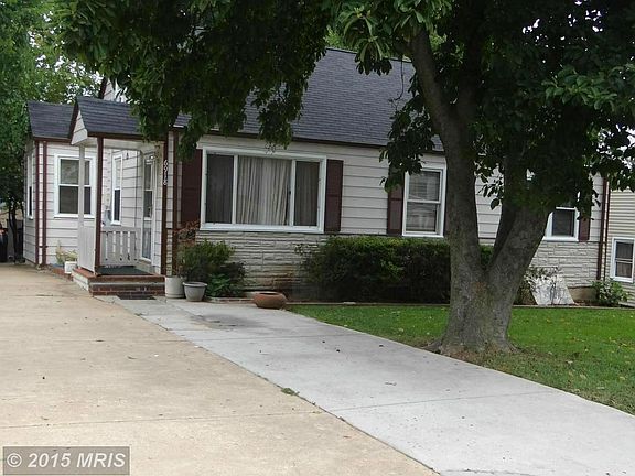 2nd image of 6918 Westlawn Dr