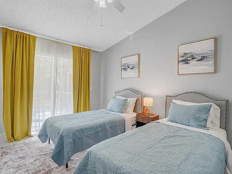 1329 Periwinkle Pl — Photo 10