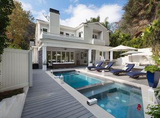 1836 Laurel Canyon Blvd, Los Angeles, CA 90046