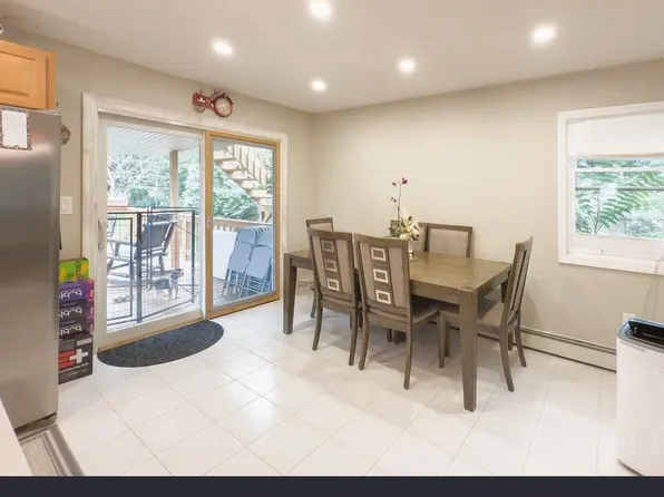 129 Berkshire Dr, Farmingville, NY 11738