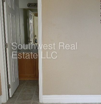 2nd image of 2609 Pueblo Trl