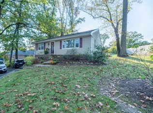 43 Taylortown Rd, Montville, NJ 07045