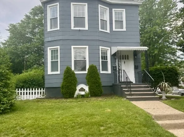 73 Curie Ave, Clifton City, NJ 07011