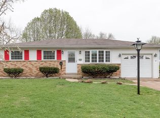 924 Cormar Dr, Saint Louis, MO