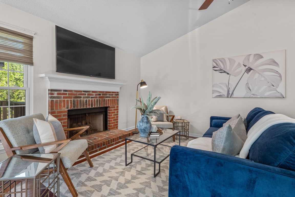 next background image