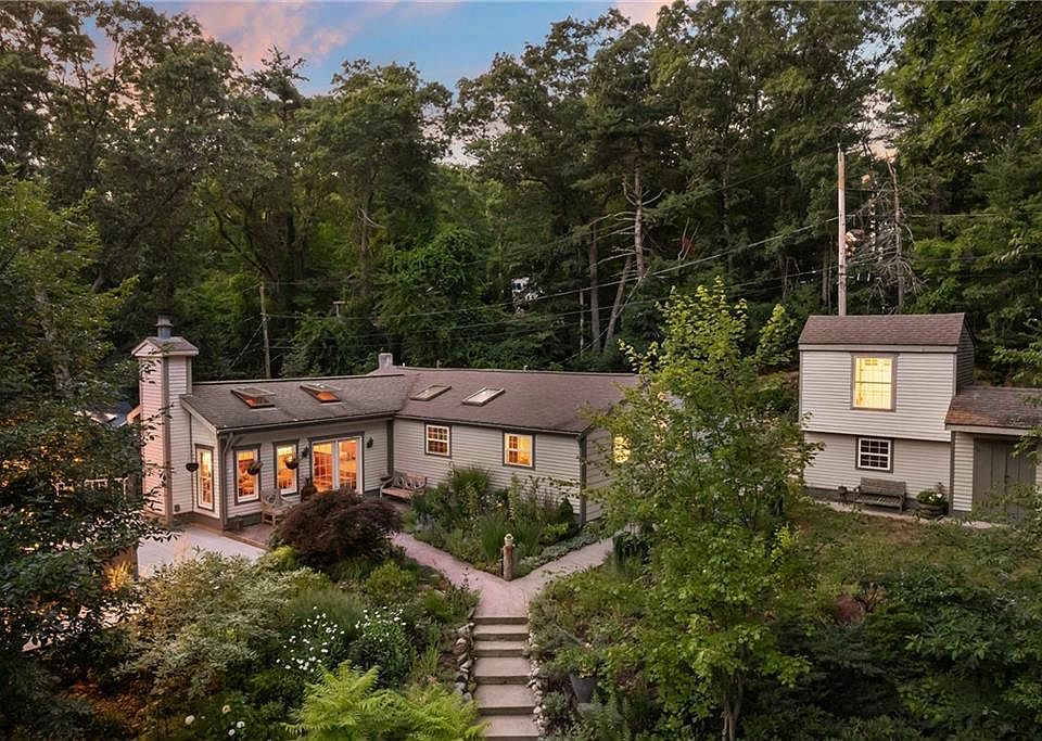 1st image of 107 Spring Grove Rd