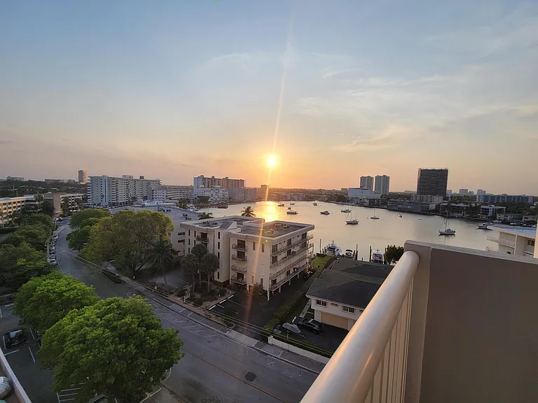 137 Golden Isles Dr #914 — Photo 34