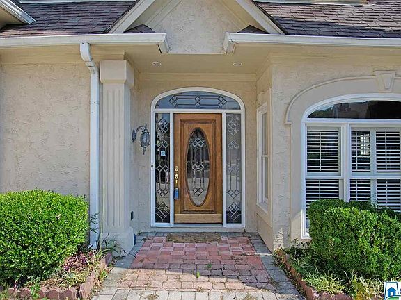 2nd image of 385 Rockport Ln
