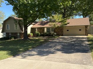 2566 S Brandon Ave, Springfield, MO 65809