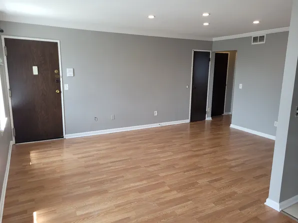 1007 Unicorn Way, Clifton, NJ 07011