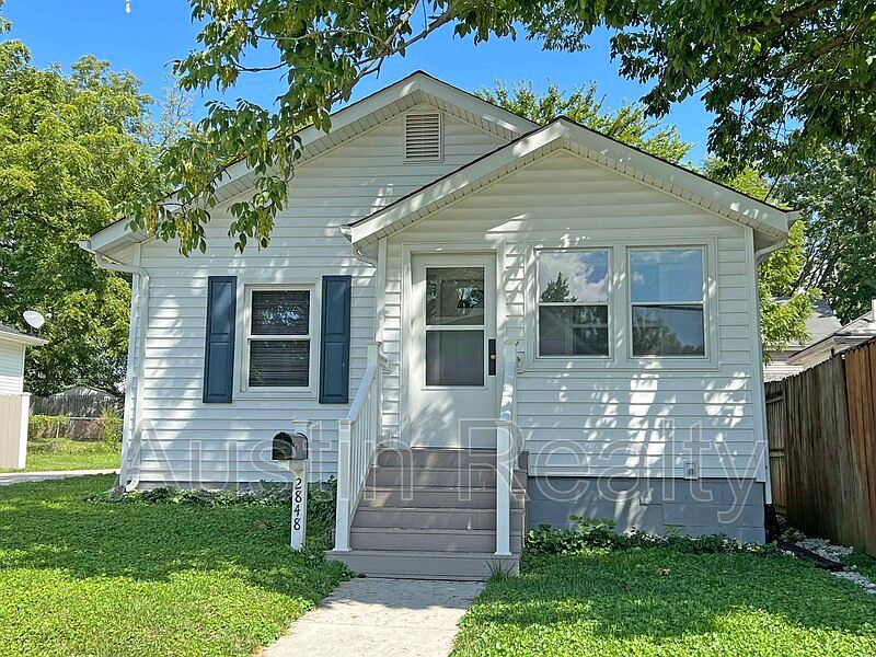 1st image of 2848 Oakland Ave