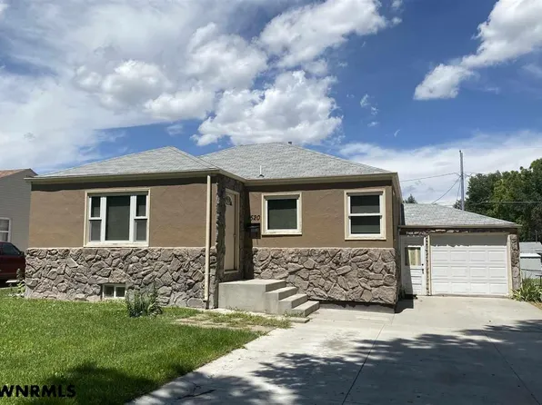 1520 P St, Gering, NE 69341