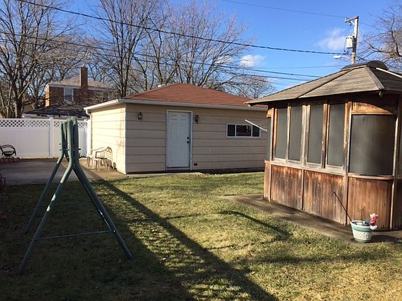 4th image of 724 Hull Ave