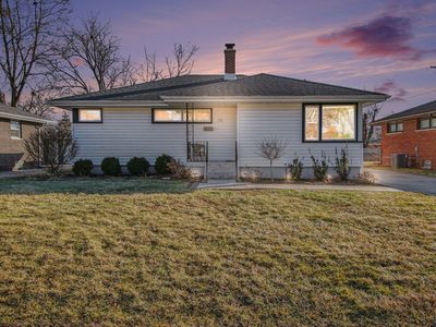 218 Sunset Ln, Munster, IN, 46321