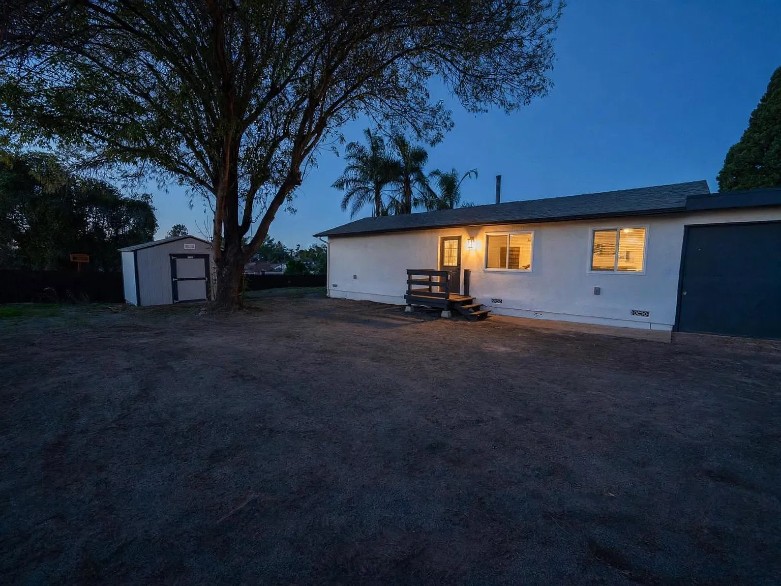 8271 Golden Ave — Photo 3
