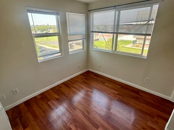 604 W Augusta Ave, Spokane, WA