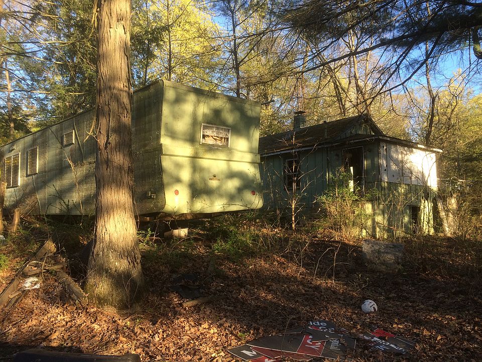 1st image of 144 Eastern Parkway Ext
