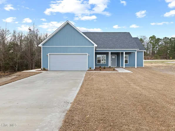 410 Wade Drive, Richlands, NC 28574