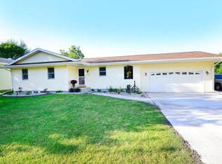 611 3rd St, Thompson, ND 58278