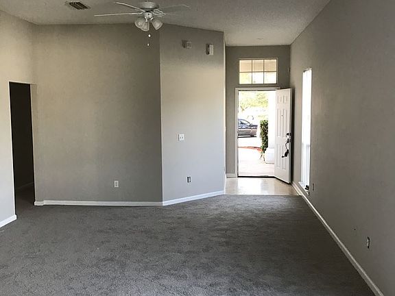 3rd image of 4074 Pebble Brooke Cir
