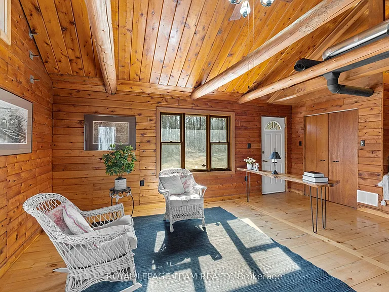 4265 Roger Stevens Dr — Photo 11