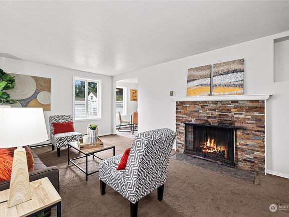 4th image of 17235 34th Avenue S