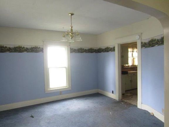 3rd image of 408 Binford St