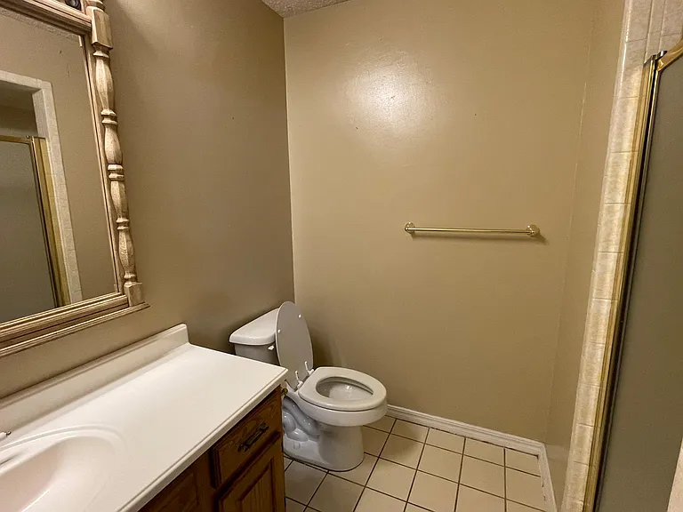 8704 Harvard Dr — Photo 9