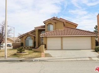 39946 Gorham Ln, Palmdale, CA 93551