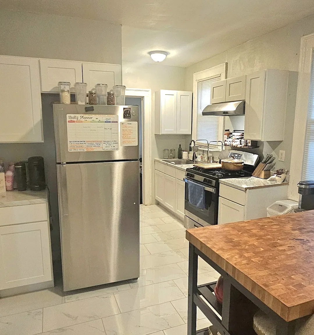 4 bed, 1902 sqft, $2,400 — Photo 1