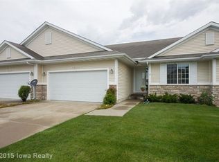 6157 Pinewood Ct, Johnston, IA 50131