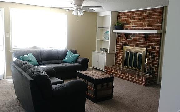 3rd image of 9726 Candace Ct