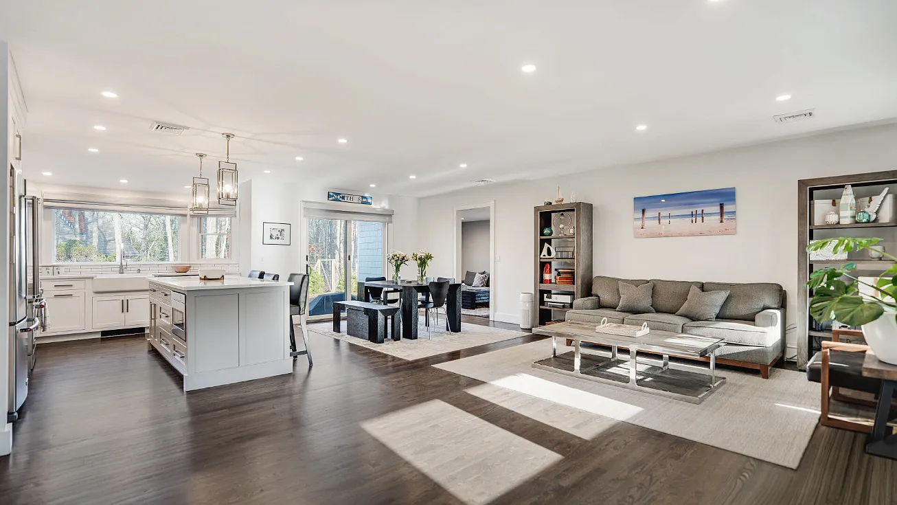 Southampton Bullhead Bay Private Home, Great for Families — Photo 4