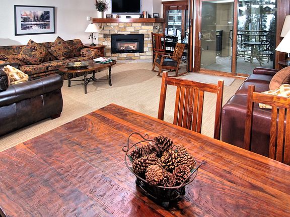 5th image of 635 W Lionshead Cir #290