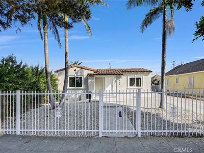 939 E 55th St, Los Angeles, CA, 90011