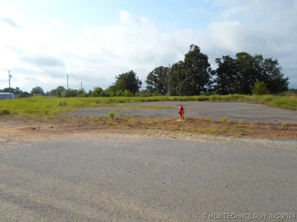 25095 Highway 82, Park Hill, OK 74451