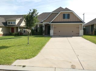 2738 Silver Oak Dr, College Station, TX 77845