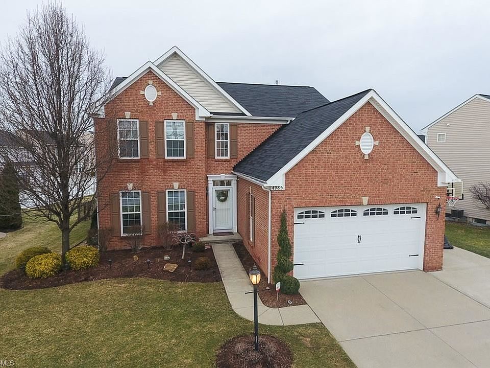 1st image of 4985 Treeline Dr