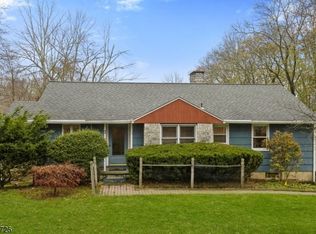 44 Pottersville Rd, Gladstone, NJ 07934