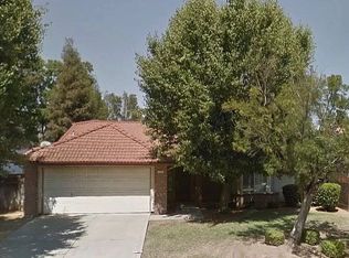2495 Stuart Ave, Clovis, CA 93611