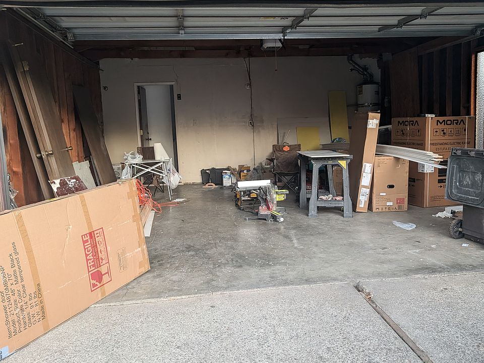 1st image of 6024 Halleck Pl