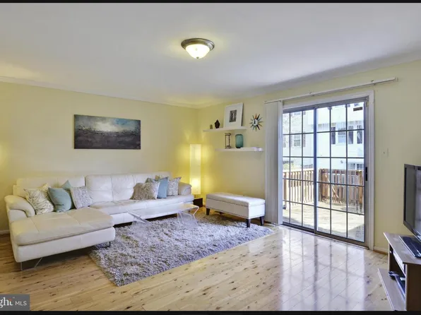 5933 Ambassador Way, Alexandria, VA 22310