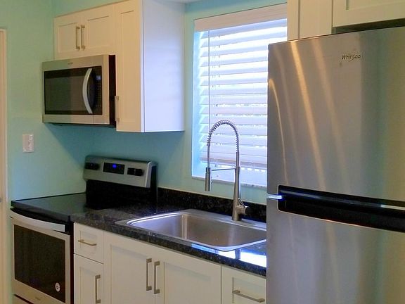 4th image of 364 Morningside Ave