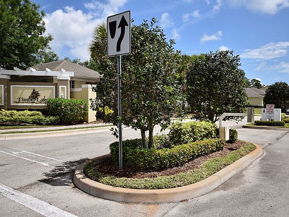 5th image of 2112 Timberlake Cir Unit 2