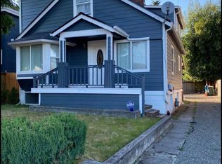 934 N 100th St #2, Seattle, WA 98133