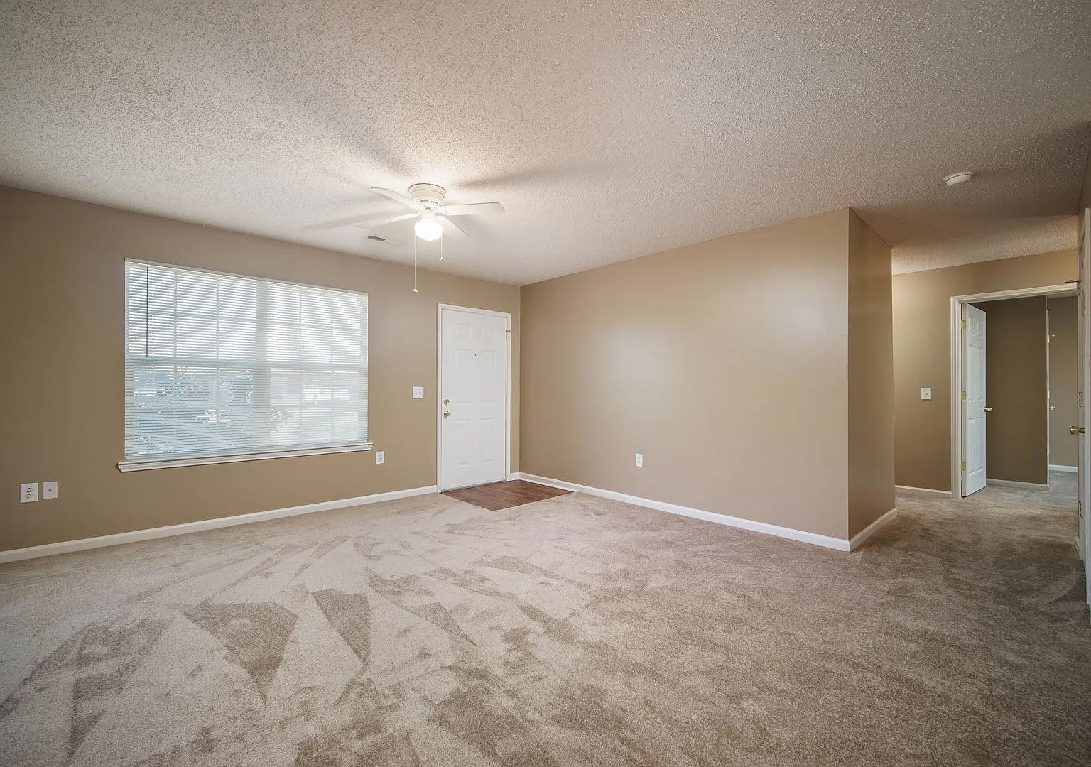 3 minutes from University of Montevallo Villa Style Home Affordable Rent — Photo 4