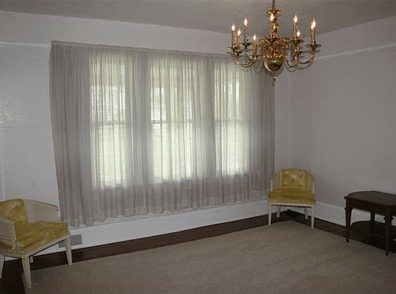 3rd image of 610 4th Ave W APT 7