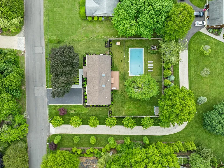 1480 Harbor Ln — Photo 40